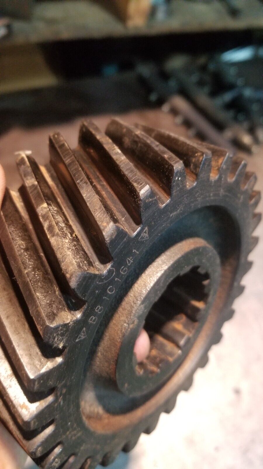 Rockwell MAIN SHAFT 3880A807 AND GEAR B81C1641