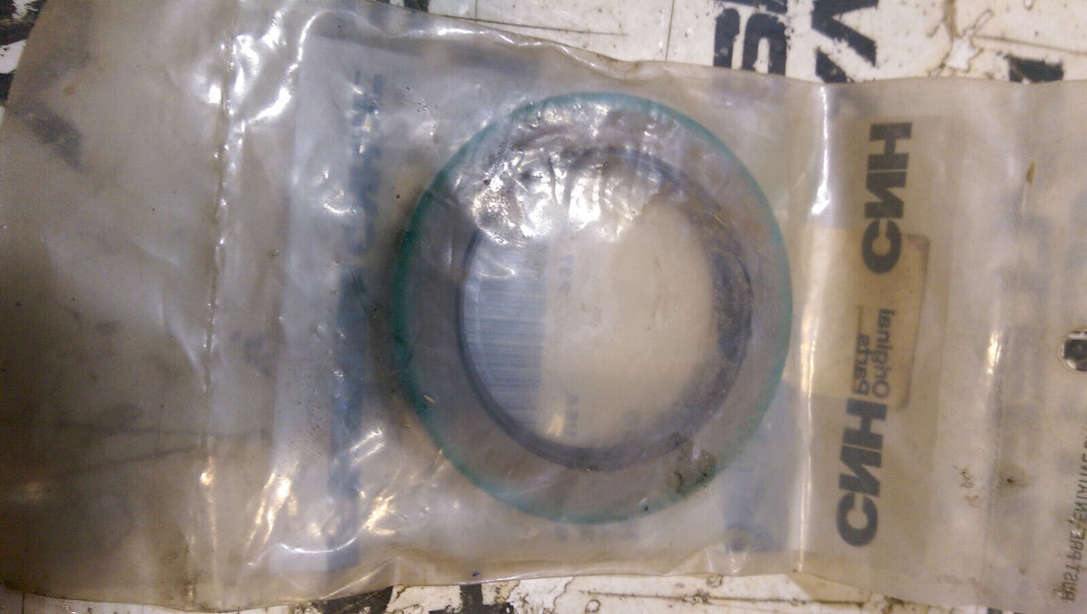 H749218 SEAL FITS CASE