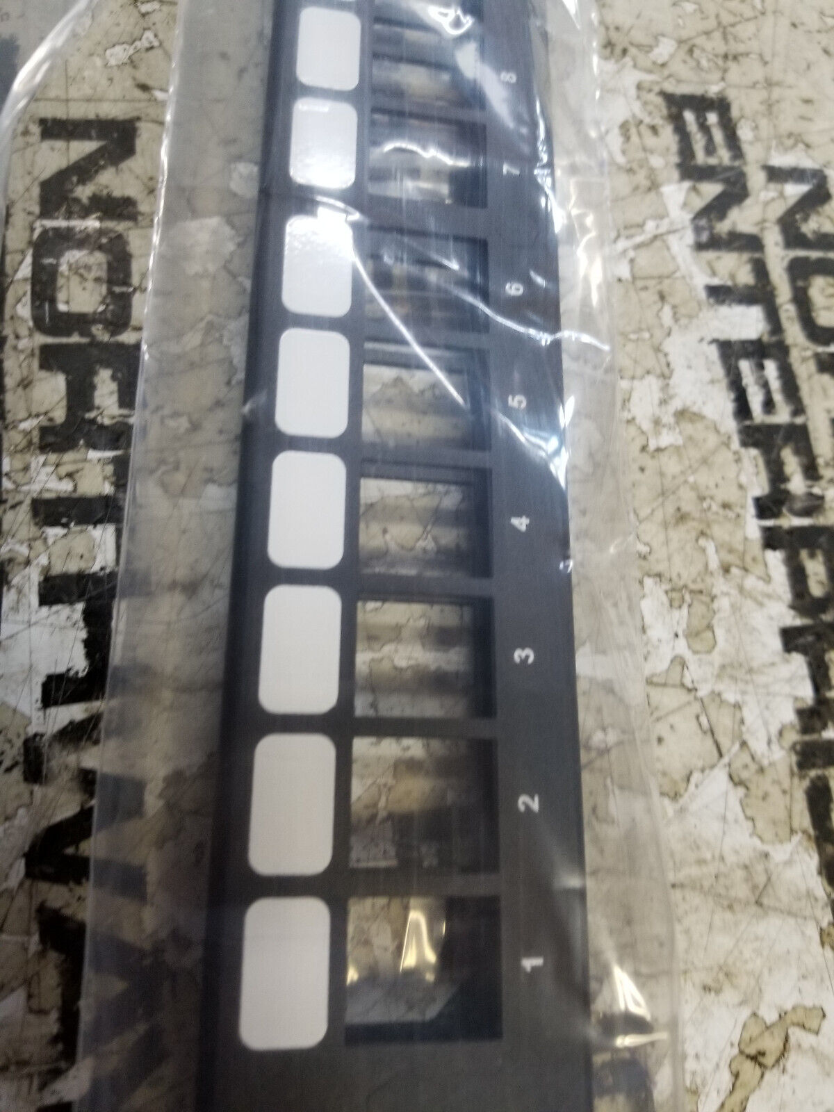 Leviton 132-49255-H24 Quickport Patch Panel 24 Port 1RU w Cable Management Bar