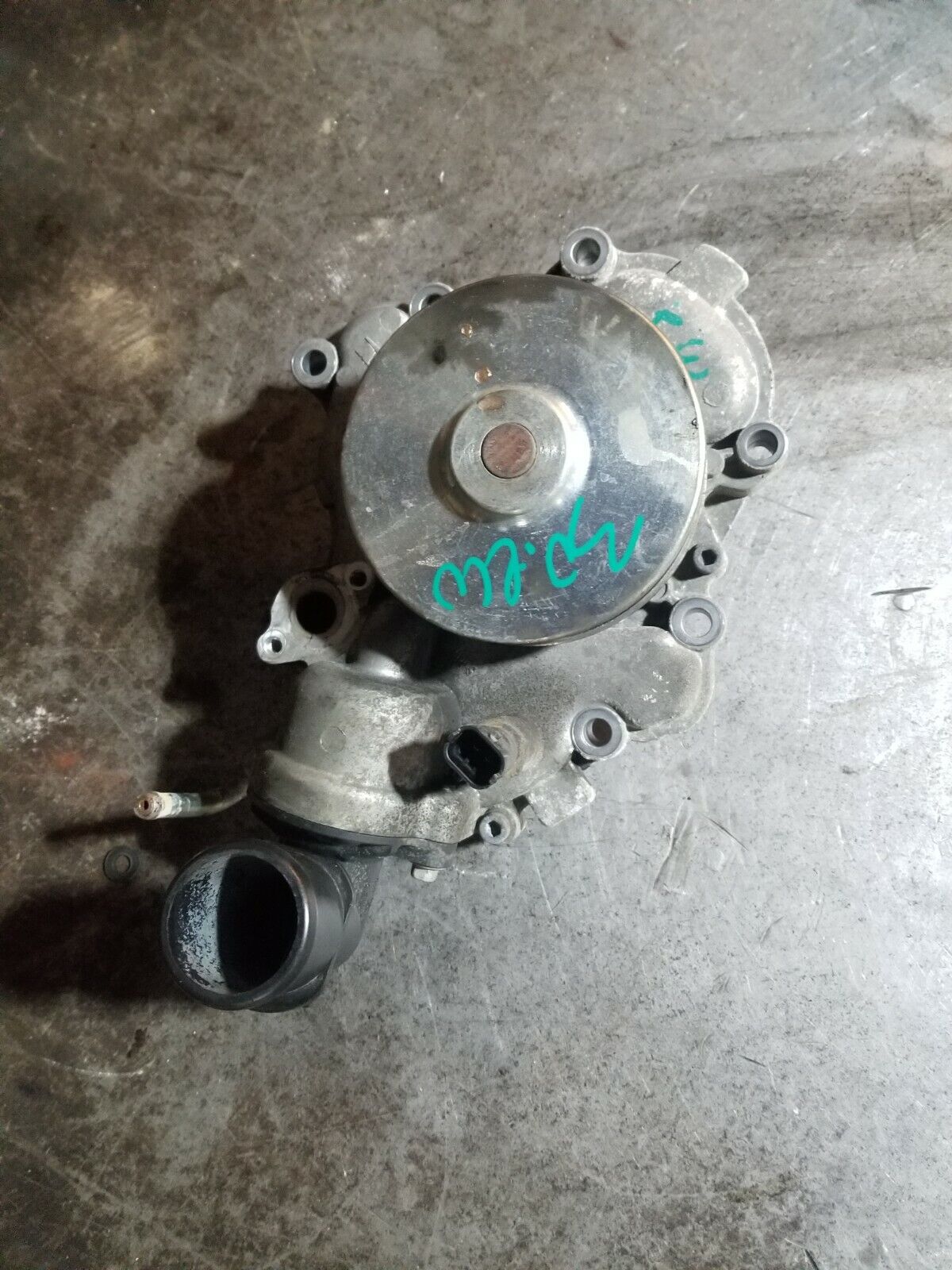 68211202AA 3.0L ECODIESEL USED WATER PUMP