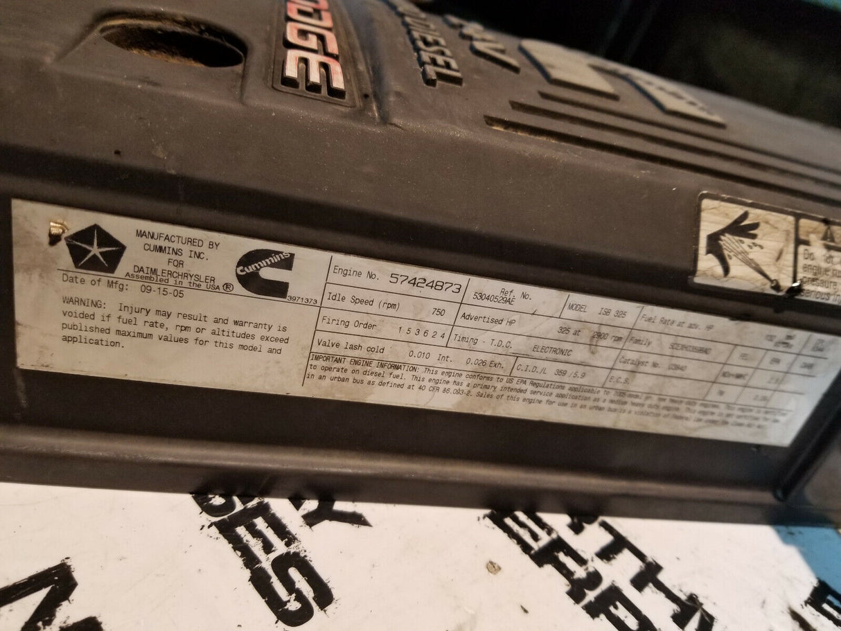 Dodge Ram 5.9L Cummins USED VALVE COVER ASSEMBLY 2005-07 4931453 4931454 RE0562