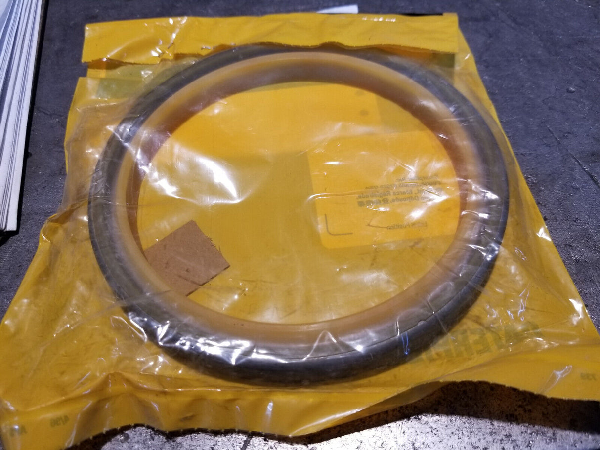 9X-3582: Press-In Wiper Seal CATERPILLAR 9X3582