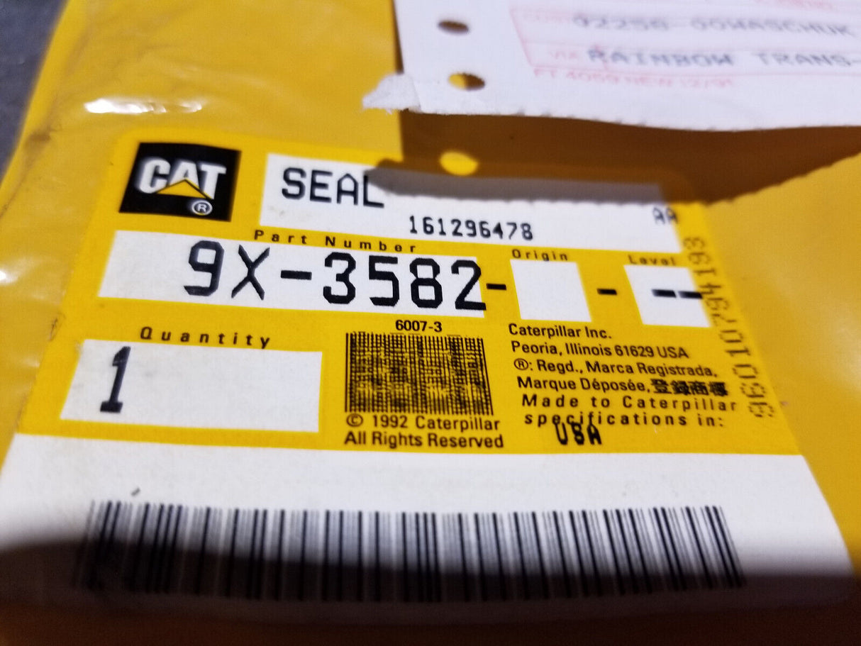 9X-3582: Press-In Wiper Seal CATERPILLAR 9X3582