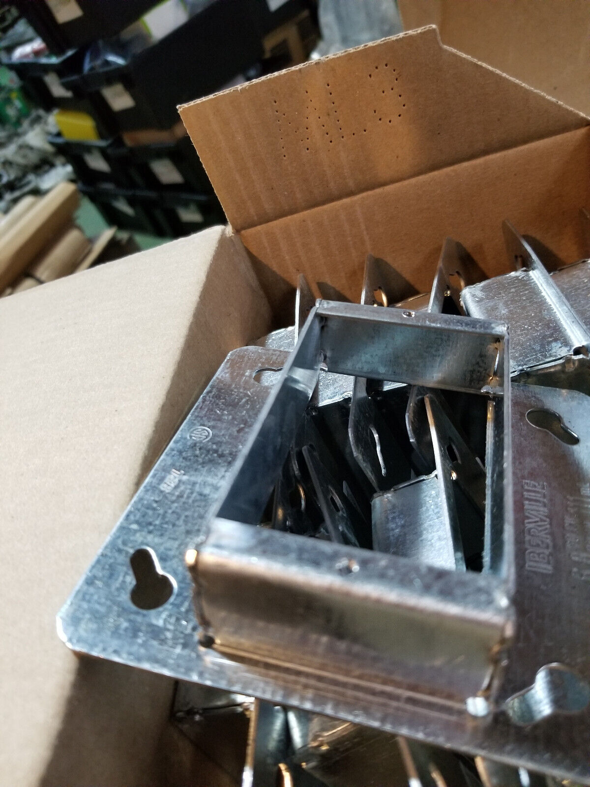 BOX OF 10 - IBERVILLE BC52C494 4"SQ1 TILE RING 1"RAISED