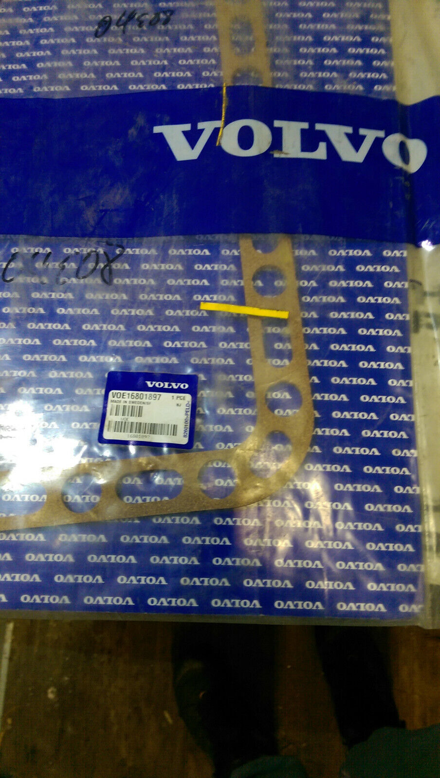 Volvo VOE16801897 GASKET