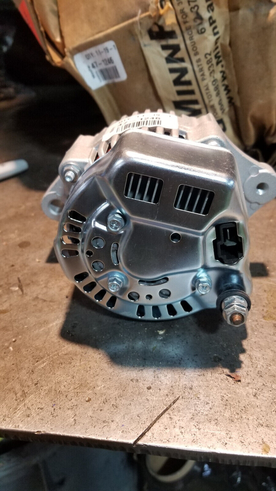 47-1246 MINNPAR ALTERNATOR 2-VOLT, 40-AMP, CW, IR/IF, W/PULLEY