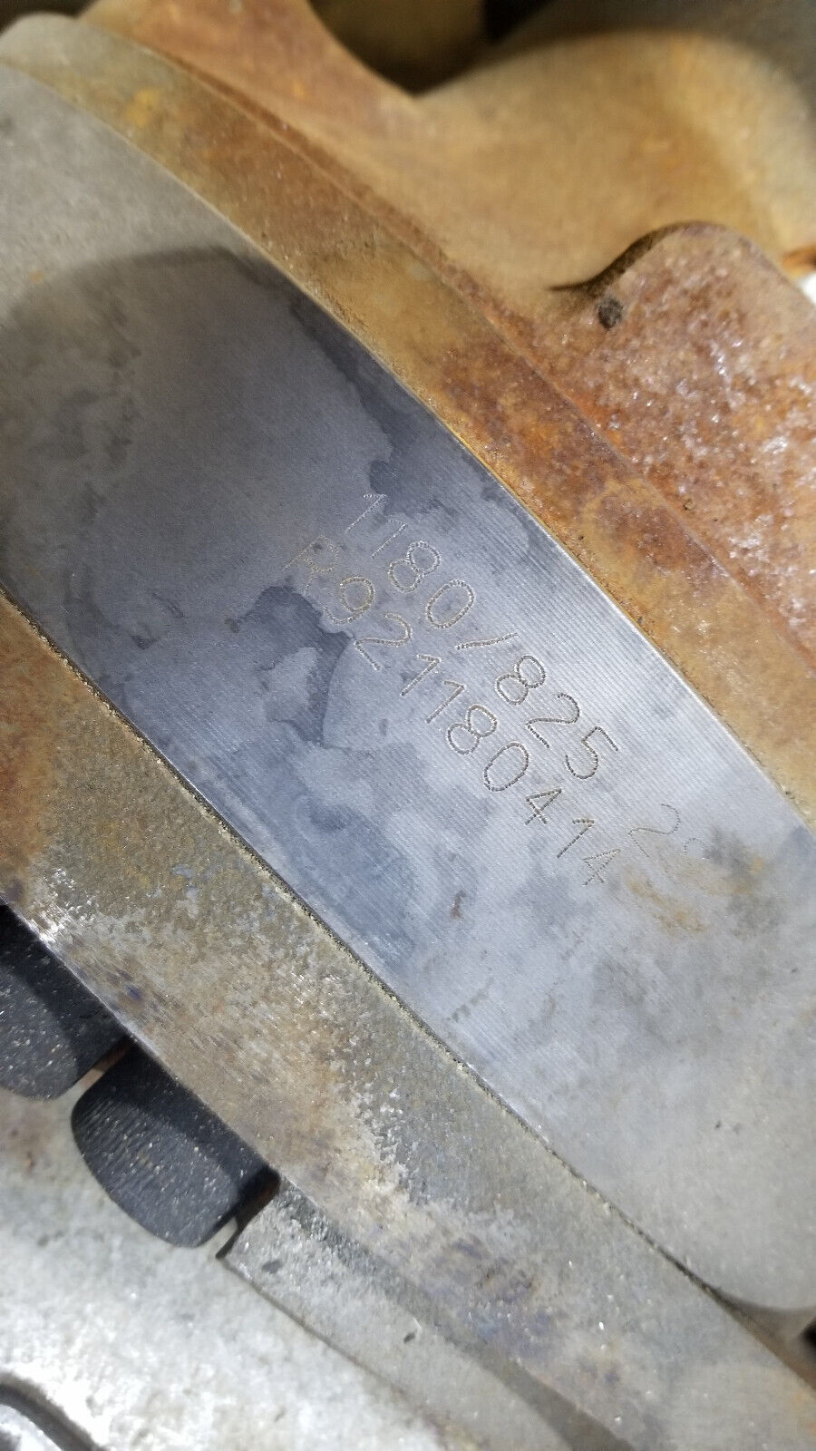 Bobcat T750 Final Drive Motor 8 Bolt - Brand New 7299301