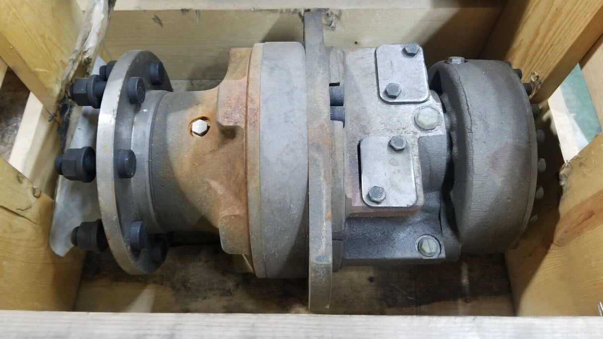 Bobcat T750 Final Drive Motor 8 Bolt - Brand New 7299301