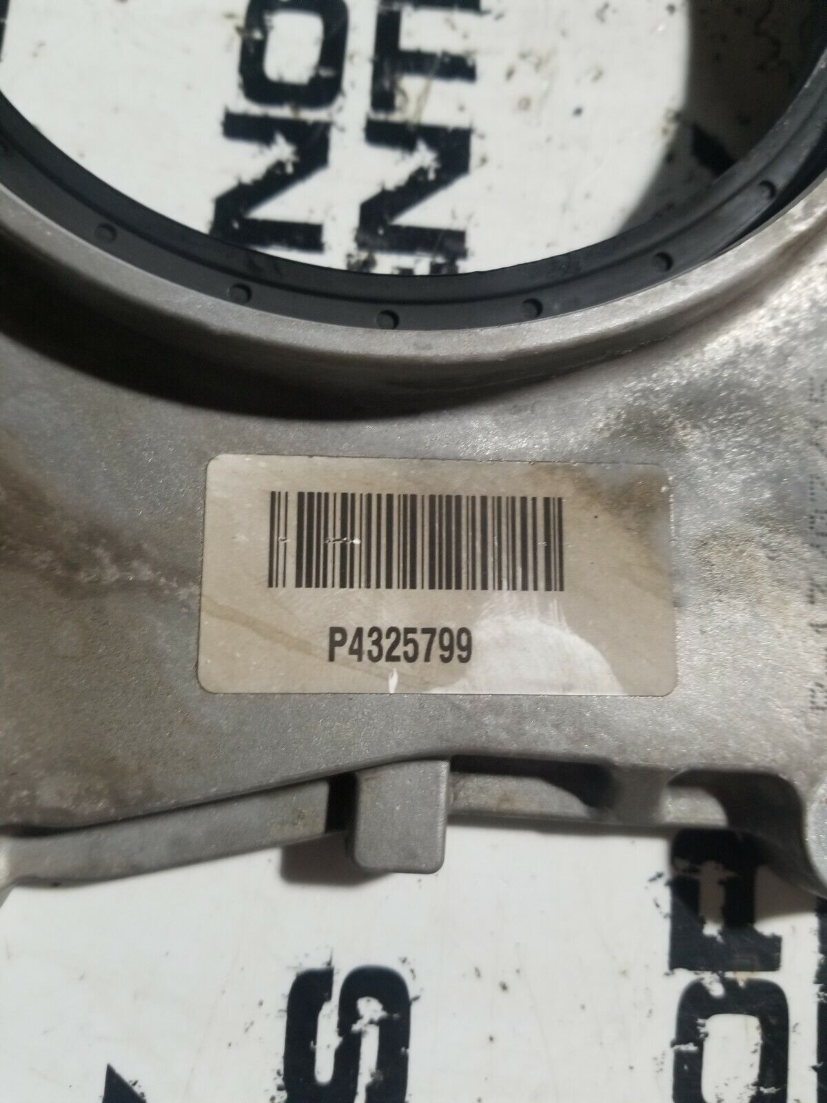 NISSAN TITAN XD 5.0L CUMMINS Rear Main Seal Retainer 12279EZ40A P4325799