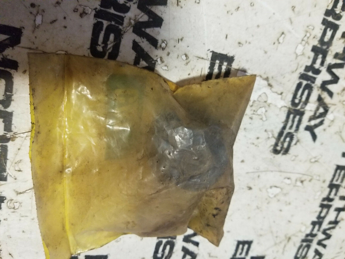 8D-3786 CATERPILLAR MOUNTING BUSHING