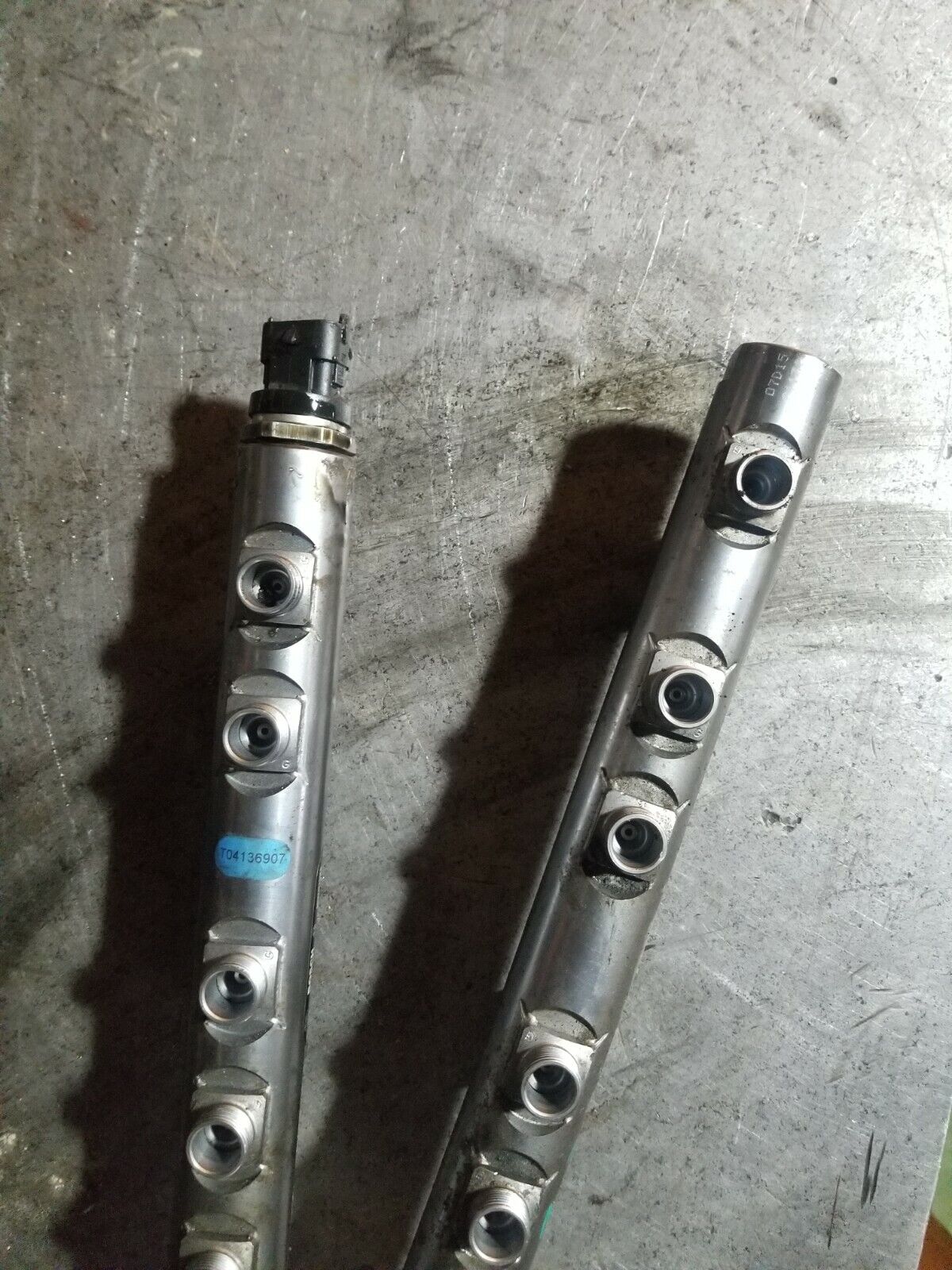 2014-2019 3.0L EcoDiesel FUEL RAILS 0445216050 0445216044 0281006209