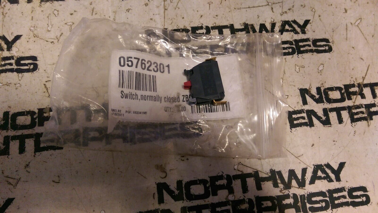 05762301 Switch normally closed Bomag BW900-50 Ride-On Roller