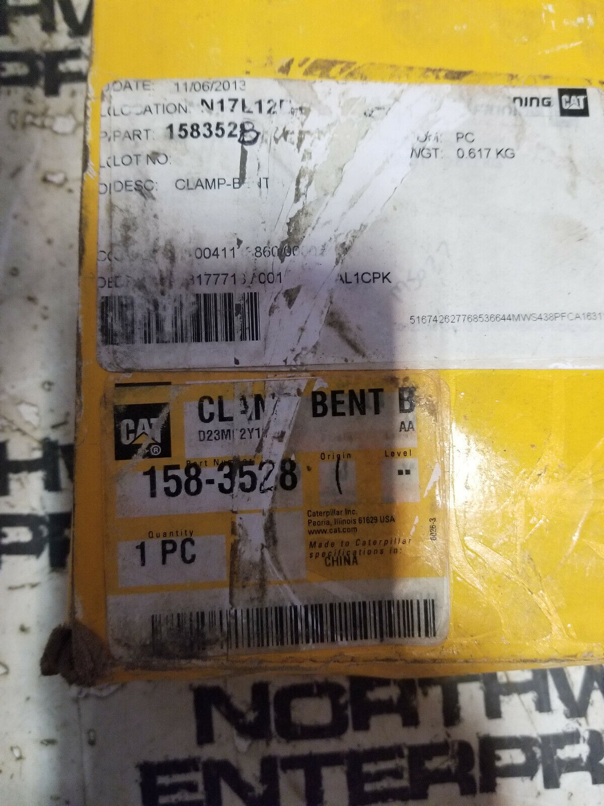 158-3528 CATERPILLAR CLAMP