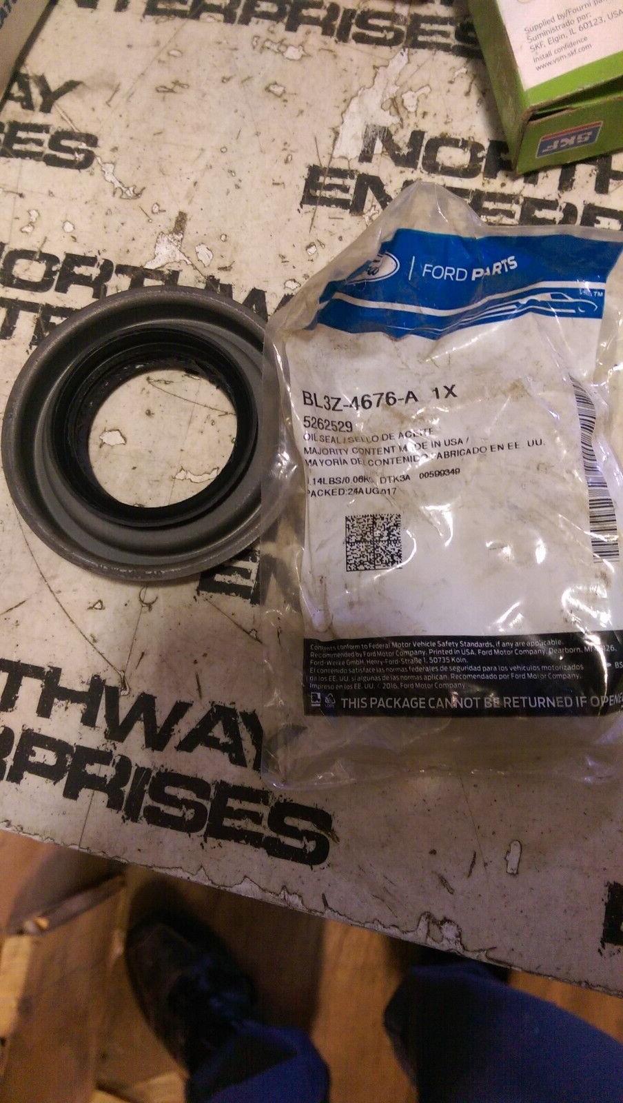 bl3z-4676-a Differential Pinion Seal