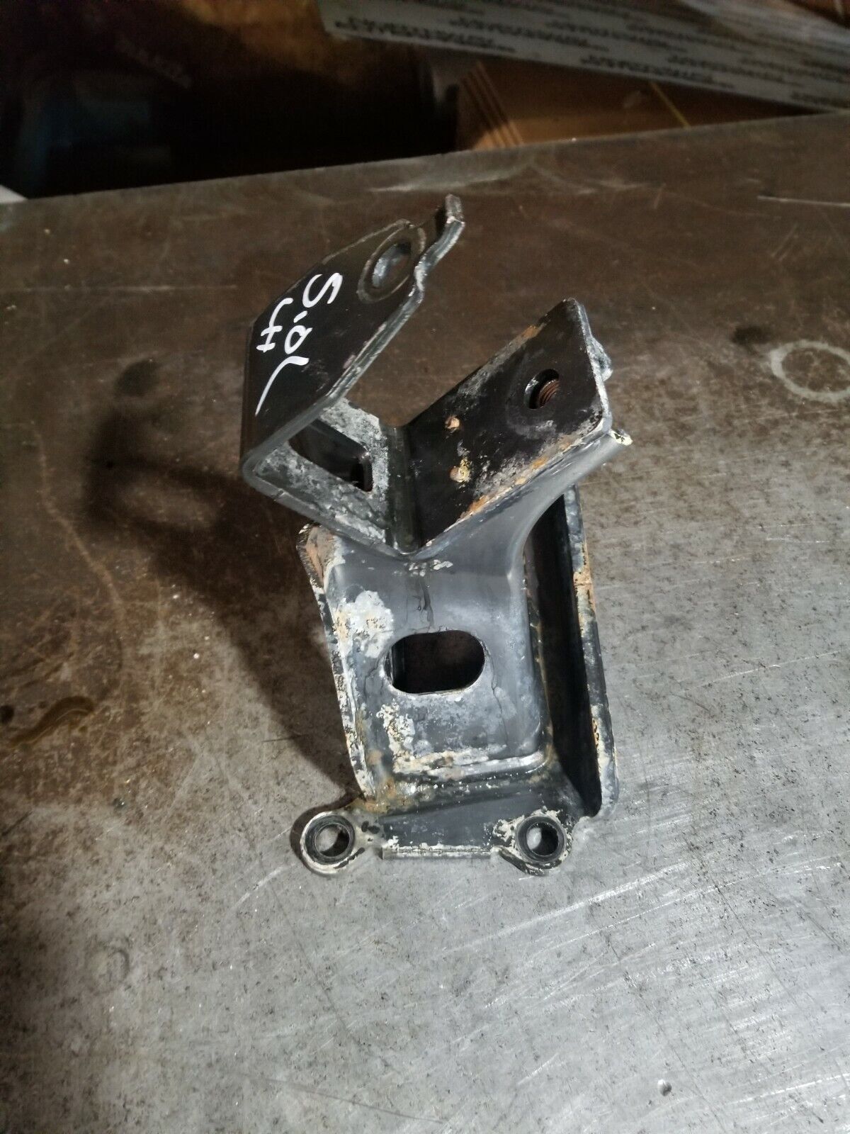 11233EZ50A Nissan CUMMINS Titan XD 5.0L Diesel Engine Mount Driver Side 16-19