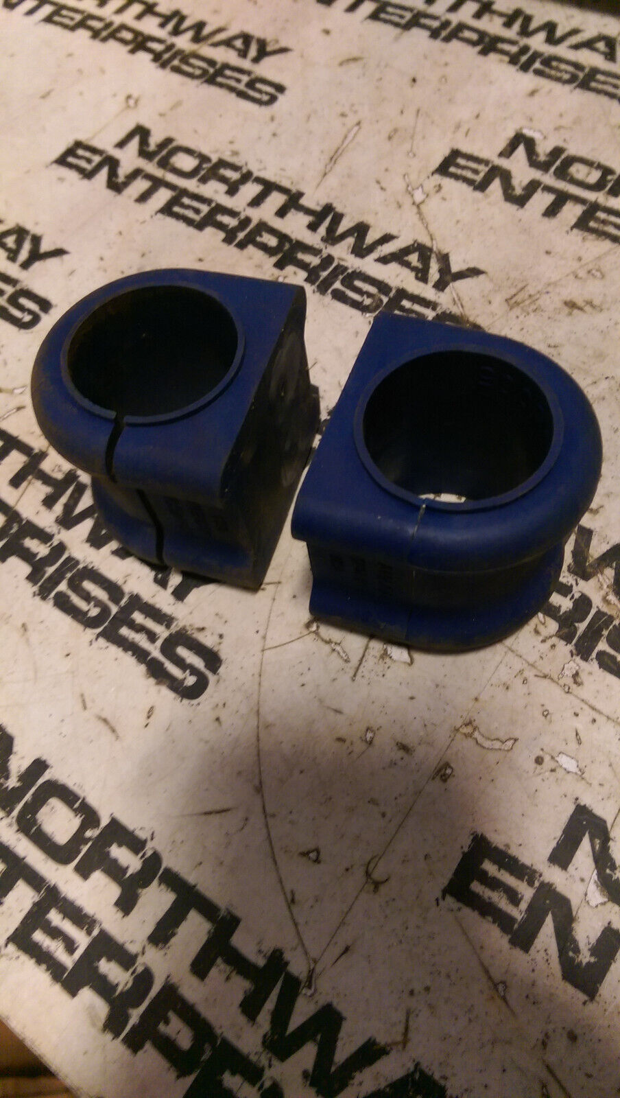MOOG K7384 Track Bar Bushing Kit