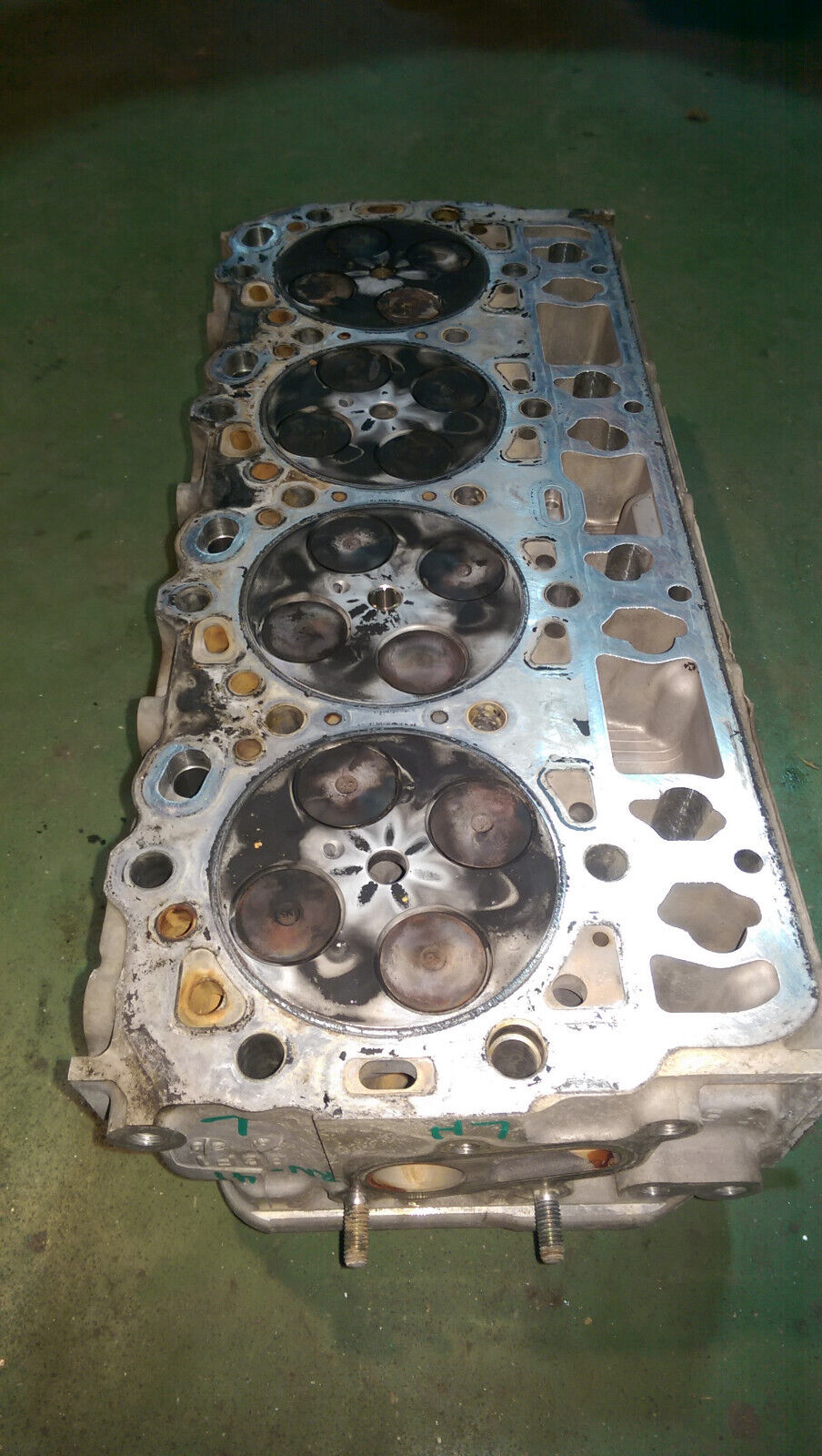 97779578 97320788 01-04 2001-04 LB7 DURAMAX 6.6 6.6L LH Drivers CYLINDER HEAD