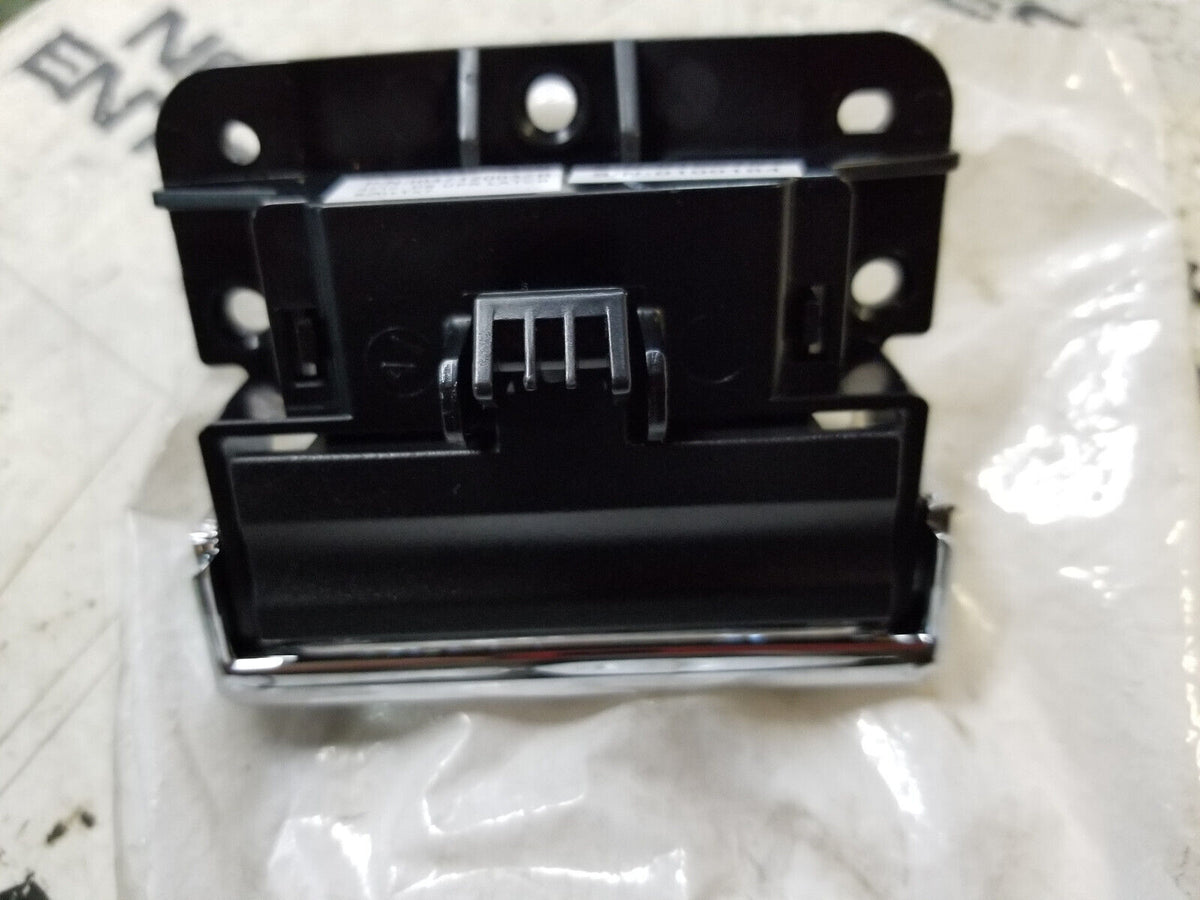 MOPAR CENTER CONSOLE LATCH 6843-7972AA