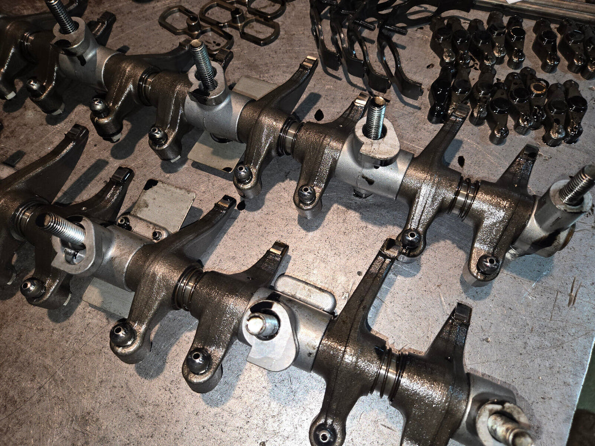 2011-2015 Chevy GMC 6.6 LML DURAMAX VALVETRAIN ROCKER ARMS LIFTERS REF8222