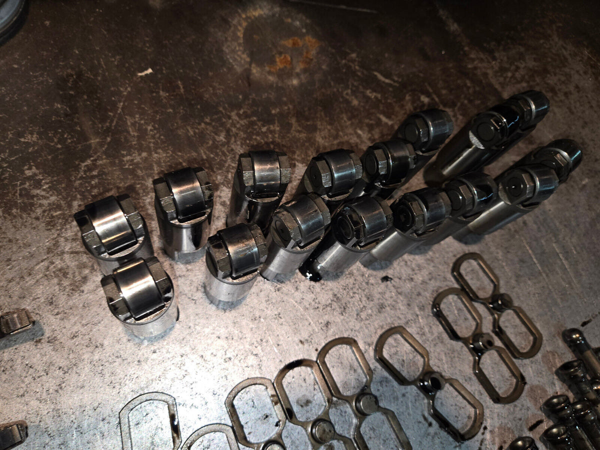 2011-2015 Chevy GMC 6.6 LML DURAMAX VALVETRAIN ROCKER ARMS LIFTERS REF8222