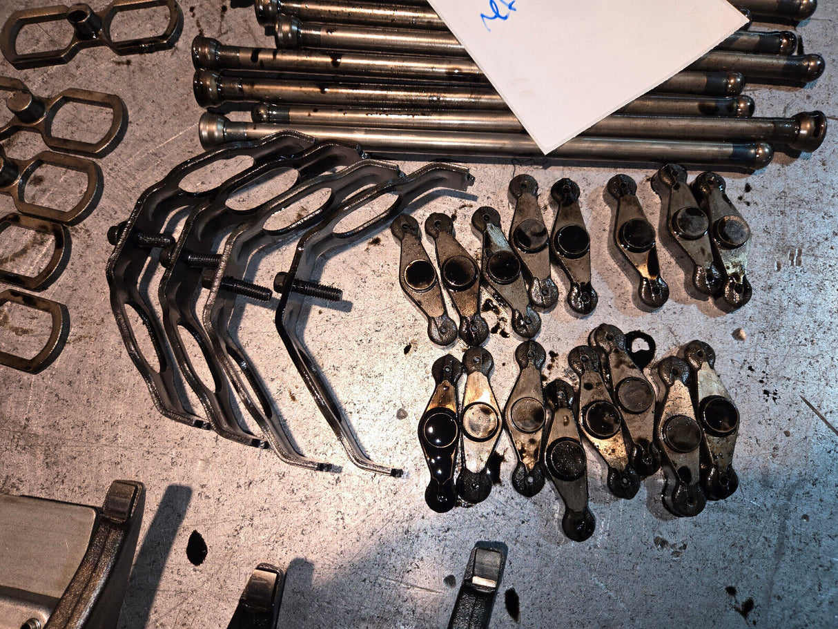 2011-2015 Chevy GMC 6.6 LML DURAMAX VALVETRAIN ROCKER ARMS LIFTERS REF8222