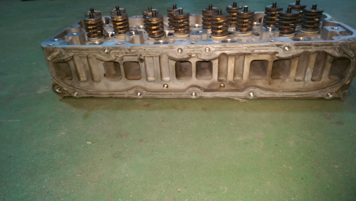97779578 97320788 01-04 2001-04 LB7 DURAMAX 6.6 6.6L LH Drivers CYLINDER HEAD