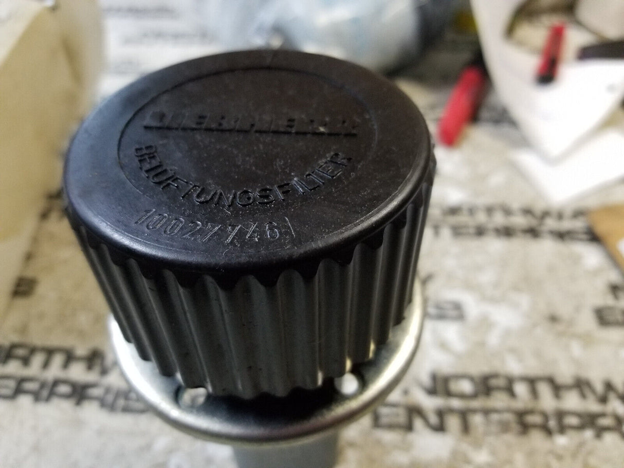 JOHN DEERE AT325407 FILLER CAP