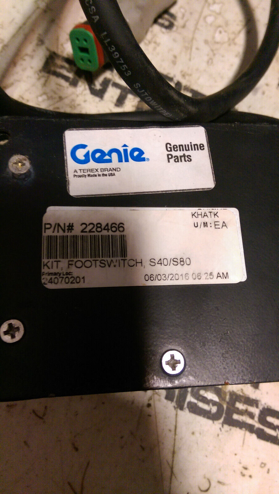 Foot Switch Assembly 228466 for Genie S-40 S-45 S-80 S-85 Z-60/34