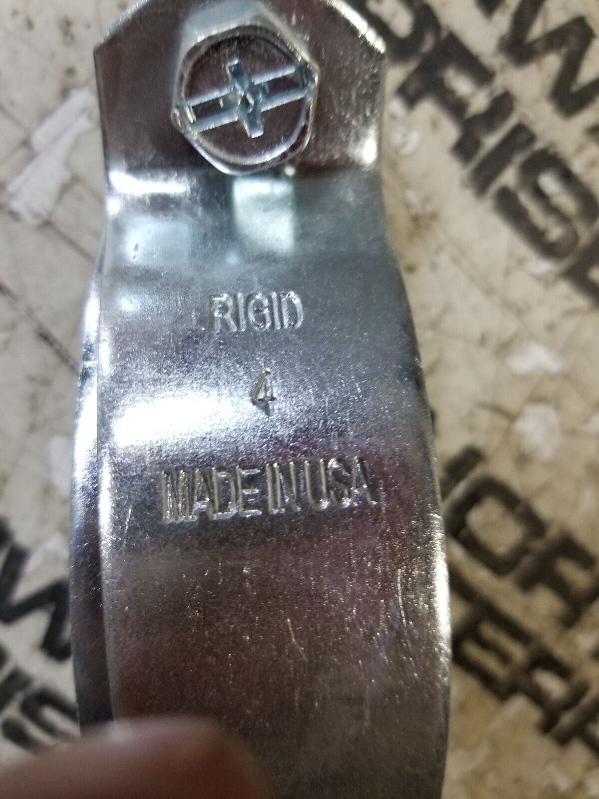 BOX OF 25PC 7873 4 in. Electroplated Zinc Steel Strut Pipe Clamp FNW7873Z0400