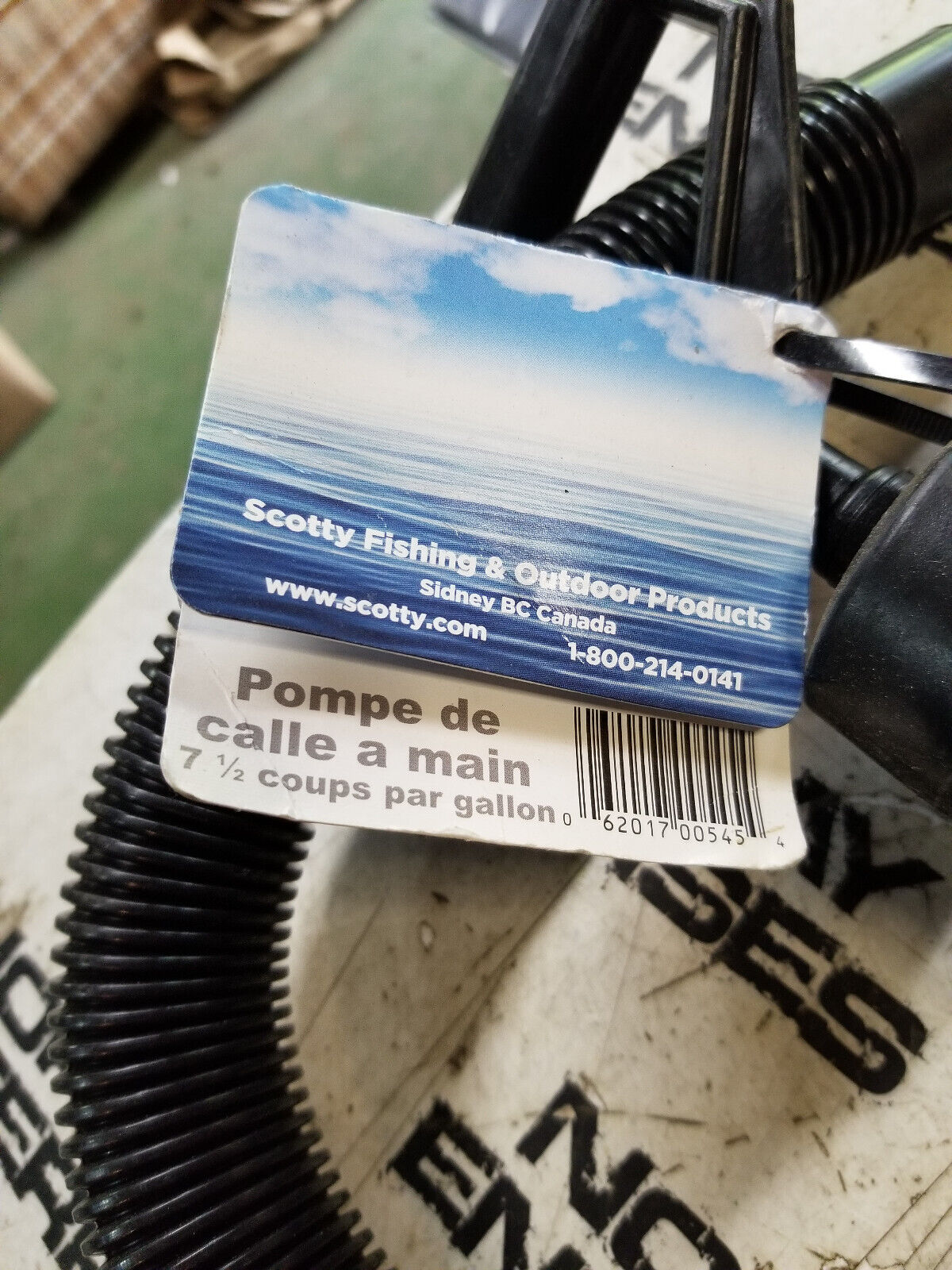 Scotty Hand Pump Kayak c/w Hose 21" Long 545