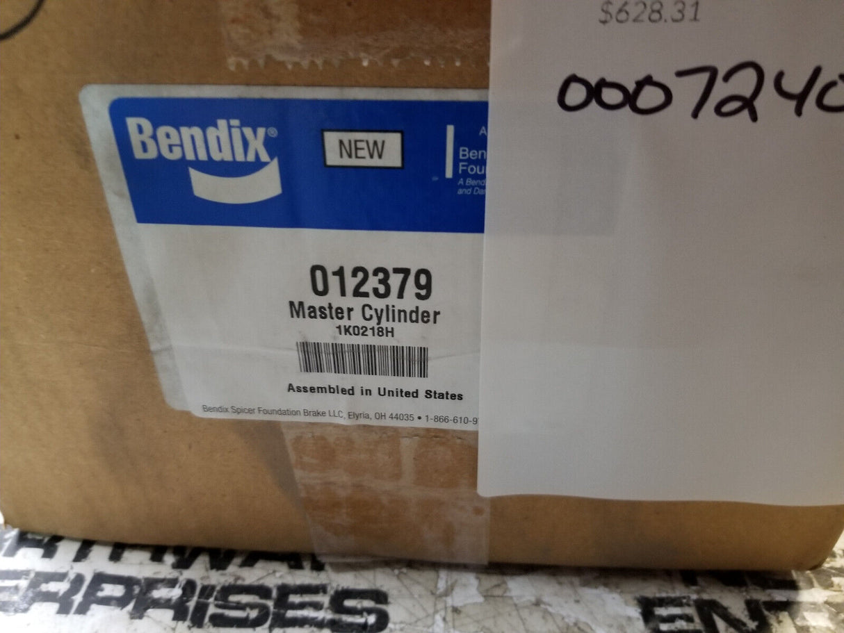 Bendix Master Cylinder, 2 In. Bore - 012379 00072400 W/RESIVOIR