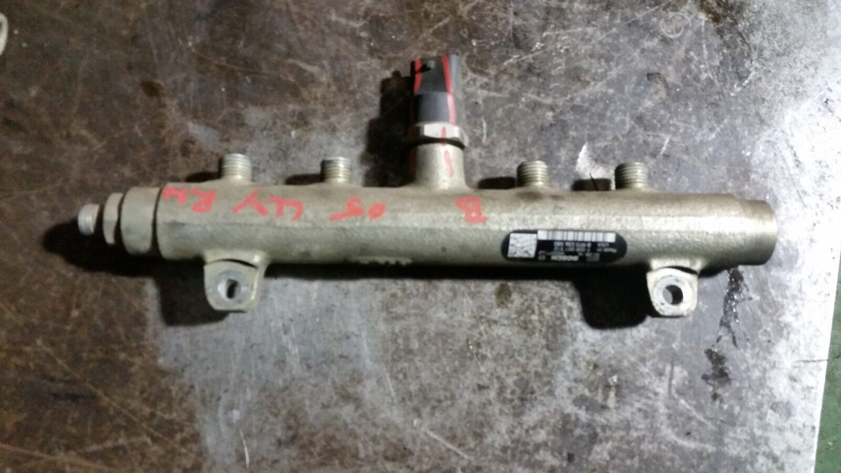 04 05 2004 2005 Chevy GMC 6.6 LLY Duramax Fuel Rails 8973036591 8973036580 lly8