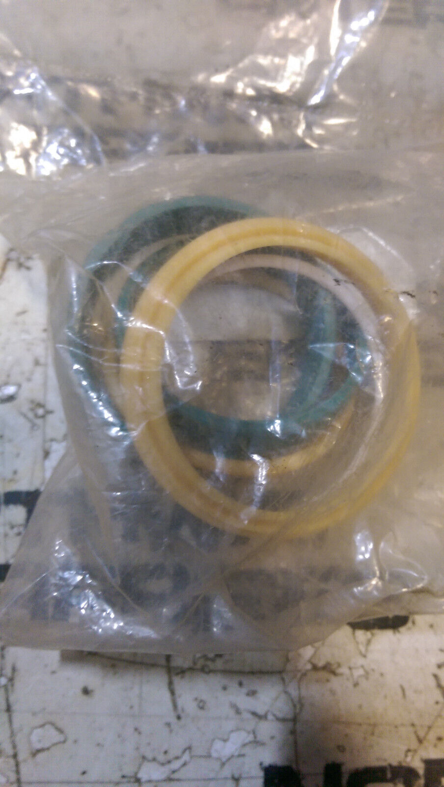 7163219 BOBCAT TRACK TENSIONER SEAL KIT