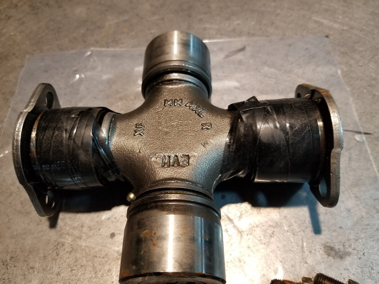 Meritor M675X 1710 Ujoint Mxl 17NF1