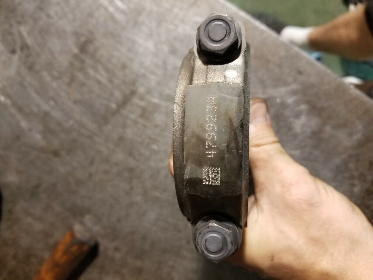 97326773 2001 - 2006 DURAMAX TURBO DIESEL 6.6 CONNECTING ROD LB7 LLY