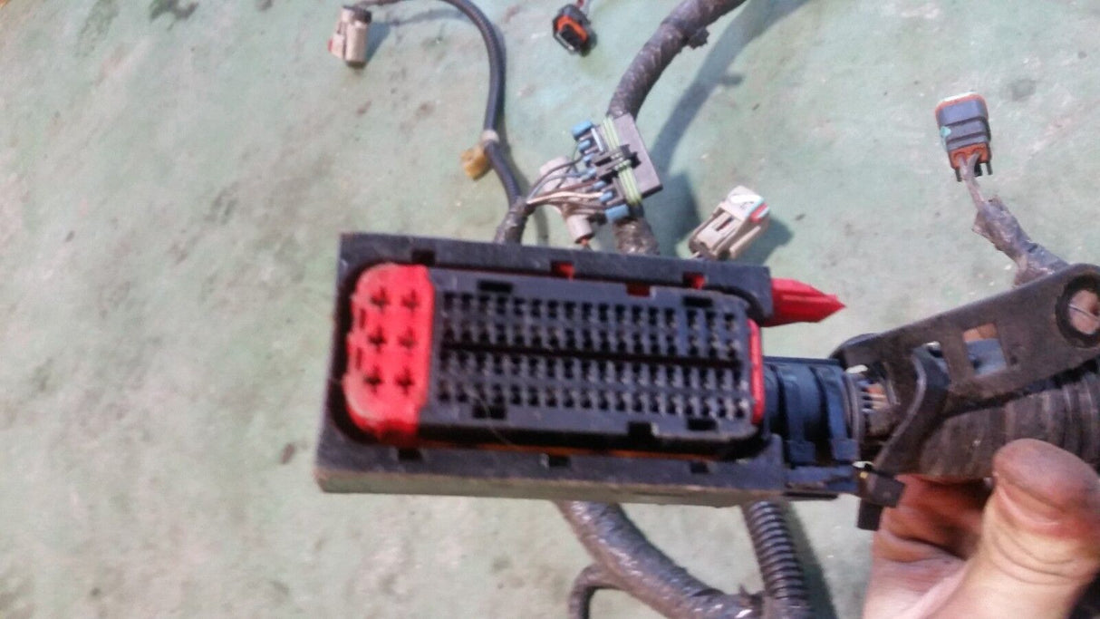 2011 6.7L CUMMINS ENGINE HARNESS FOR PARTS 5274848