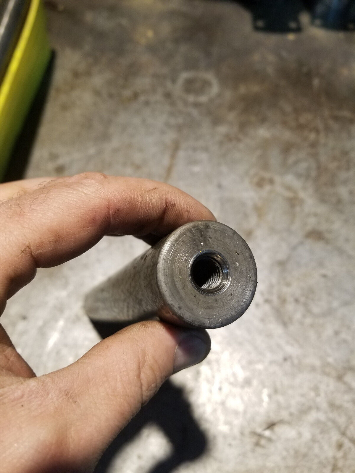 JOHN DEERE T71335 PINION SHAFT 844