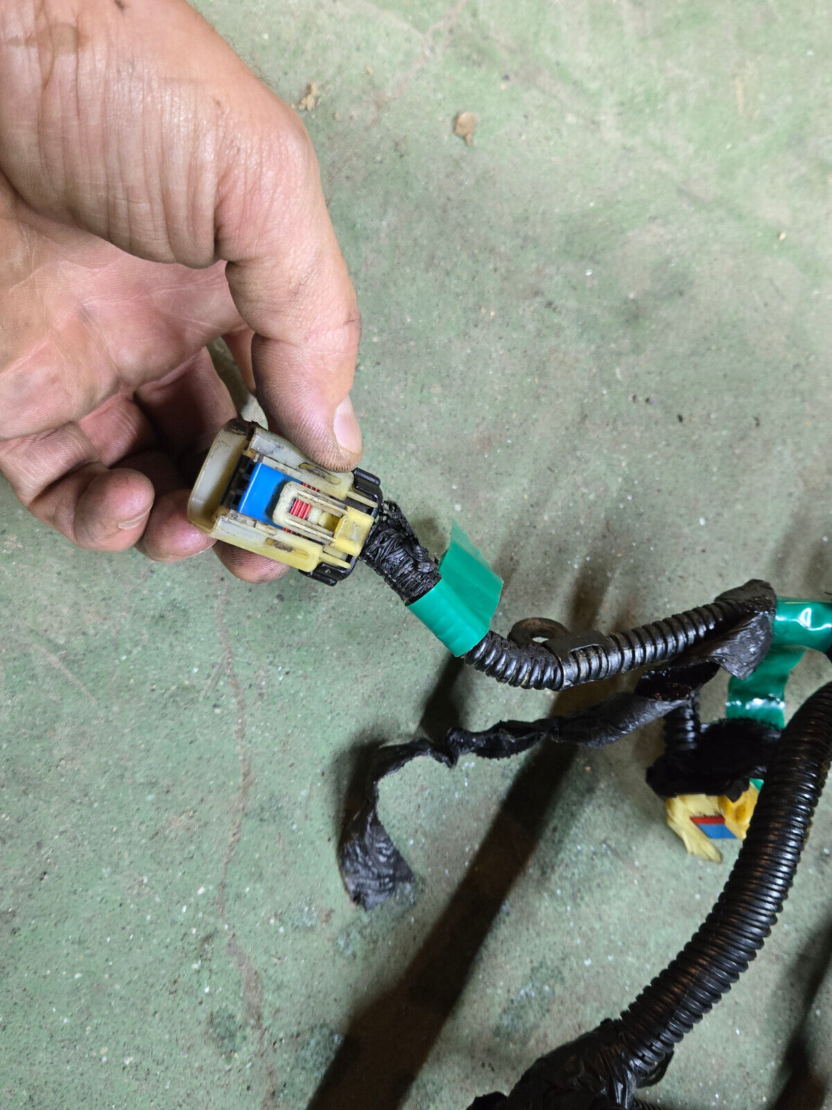 3963705 3964635 CUMMINS ENGINE HANESSES