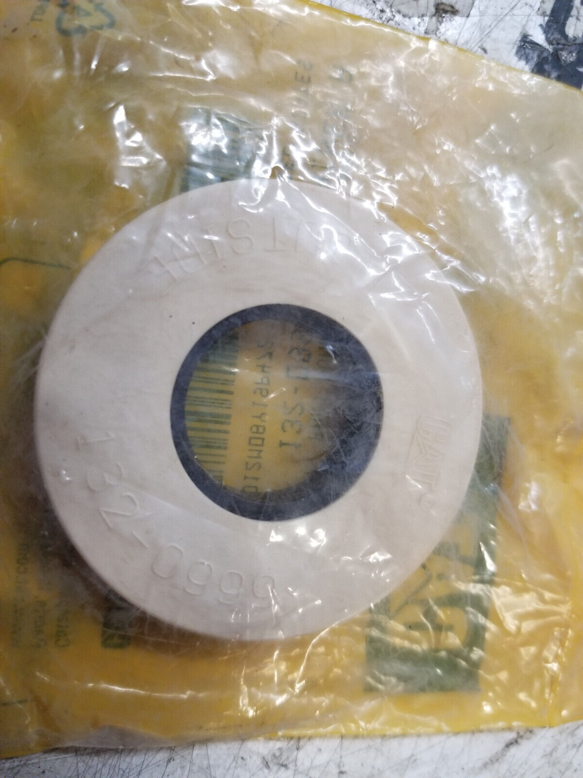 132-0999 CATERPILLAR RETAINER 1320999 OEM CAT