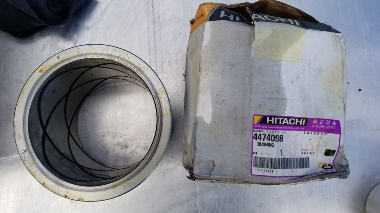 4474098 HITACHI BUSHING