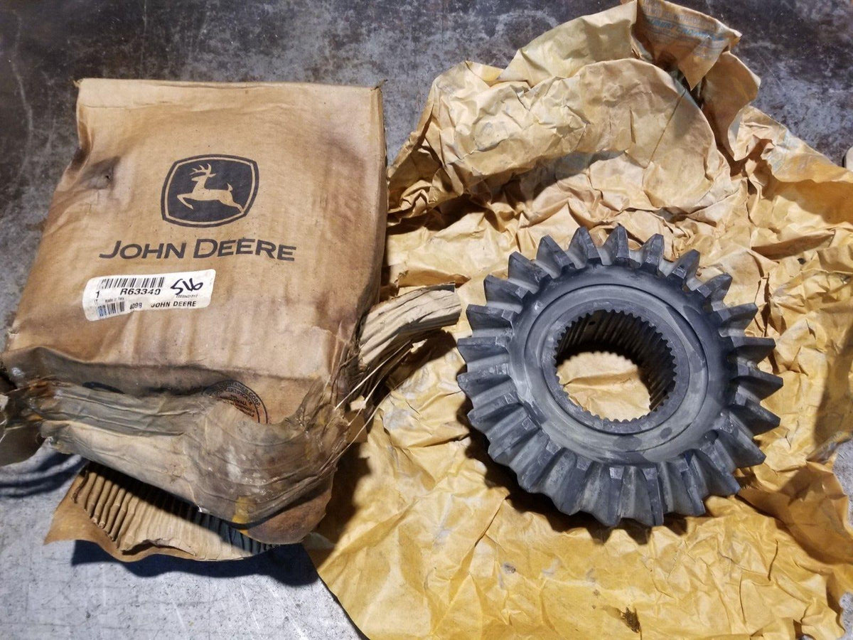 John Deere BEVEL GEAR R63340 REF516