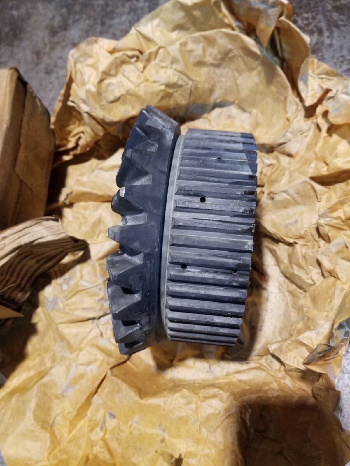 John Deere BEVEL GEAR R63340 REF516