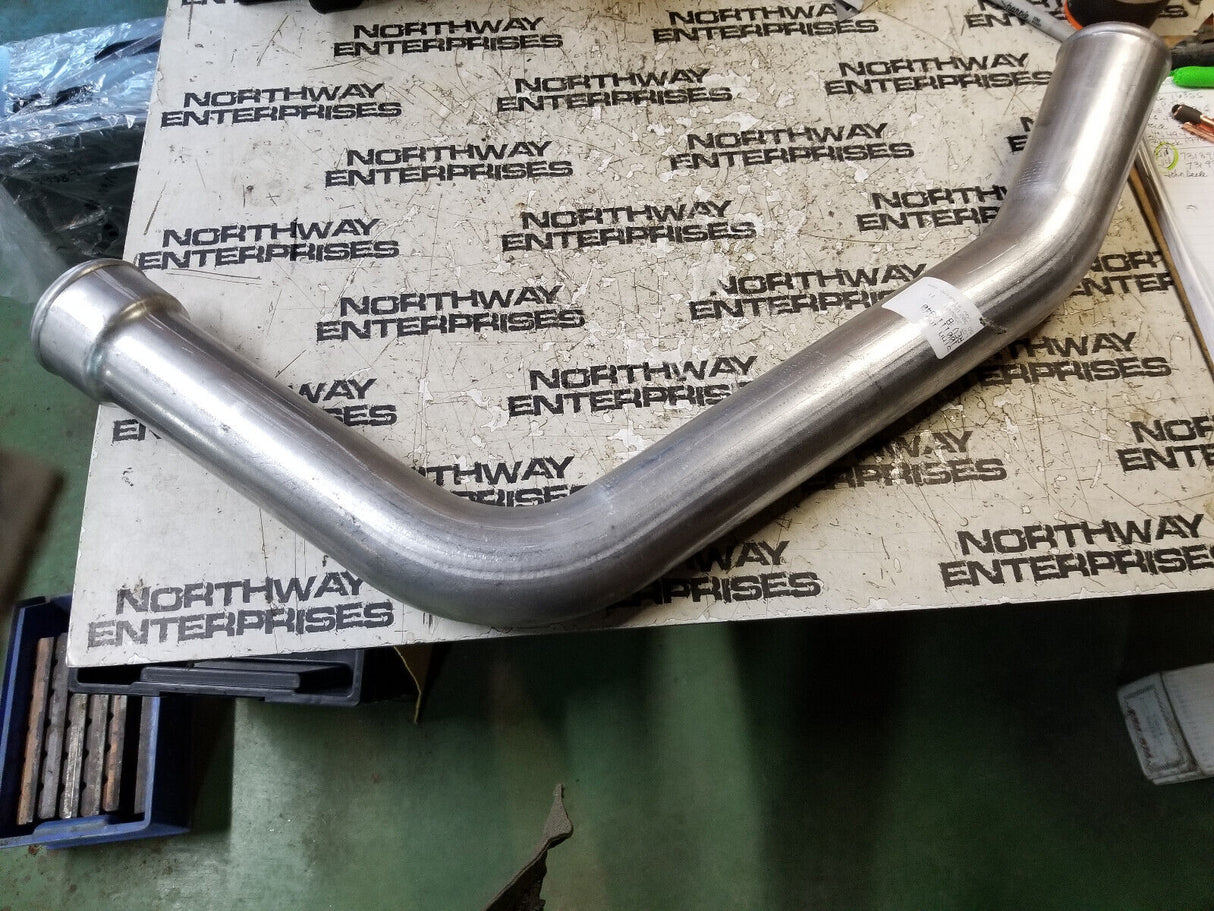 1001117940 JLG pipe,cac outlet