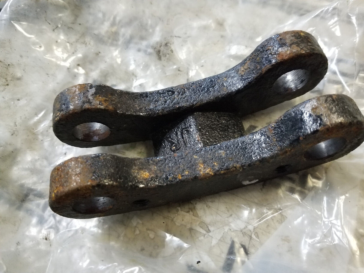 37104/42504205BG: Steering Link