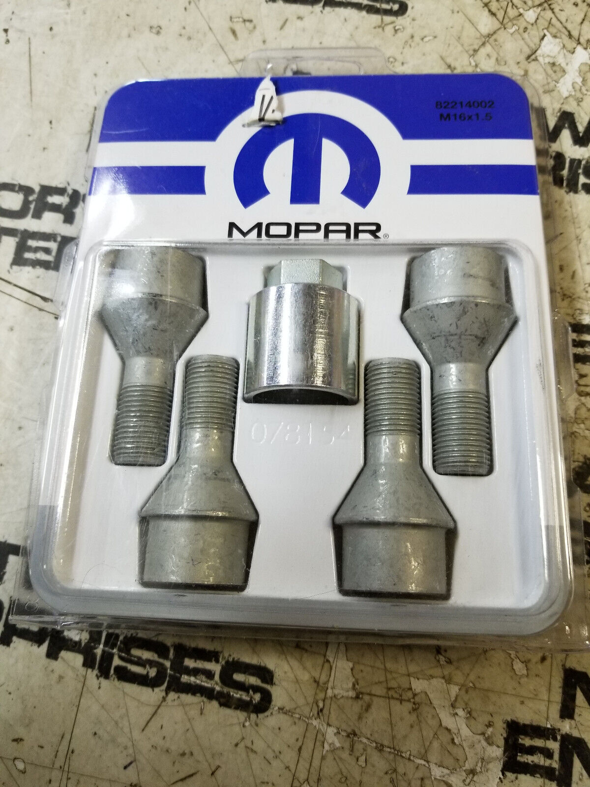82214002 2014-2023 RAM PROMASTER WHEEL LOCK KIT OEM NEW MOPAR