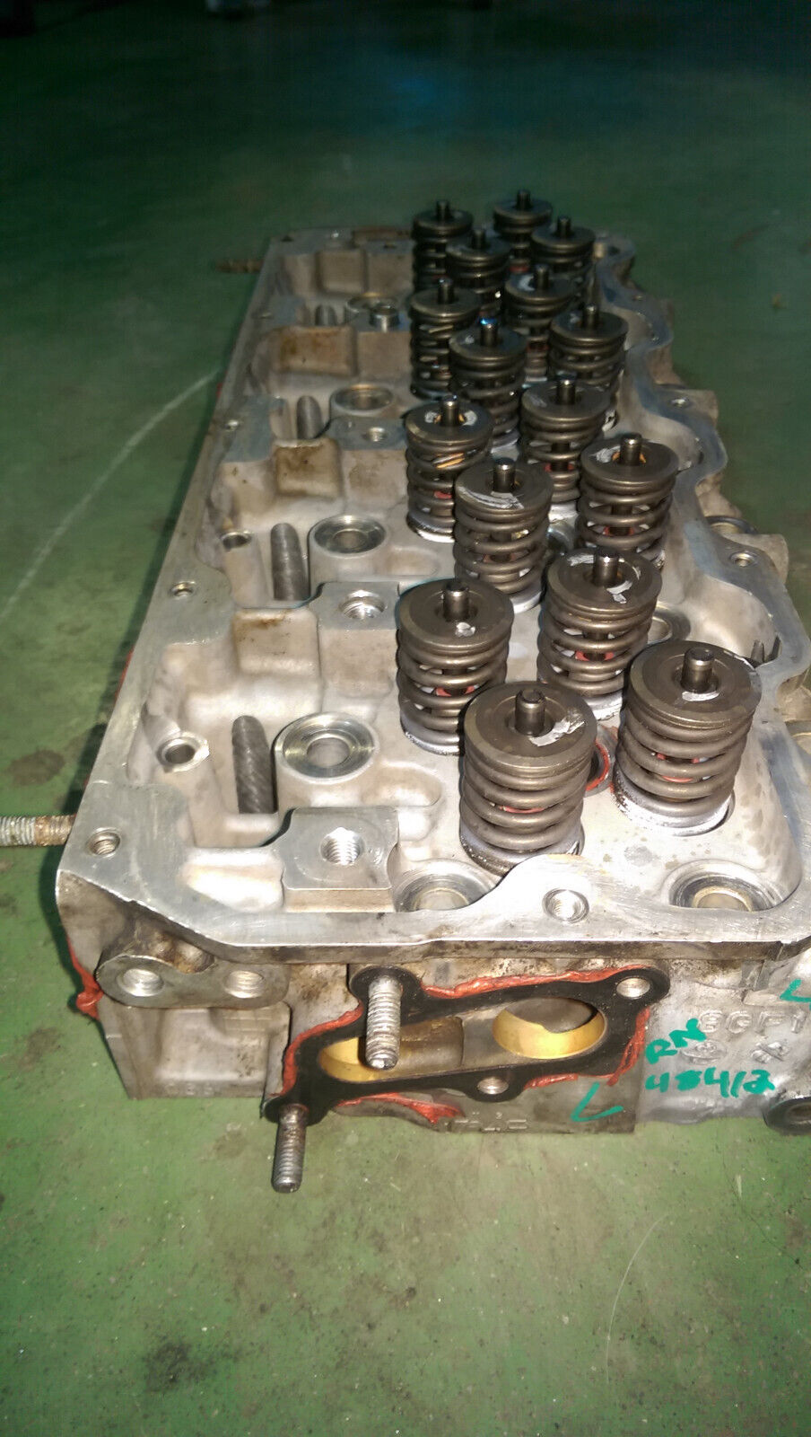 97779578 97320788 01-04 2001-04 LB7 DURAMAX 6.6 6.6L LH Drivers CYLINDER HEAD