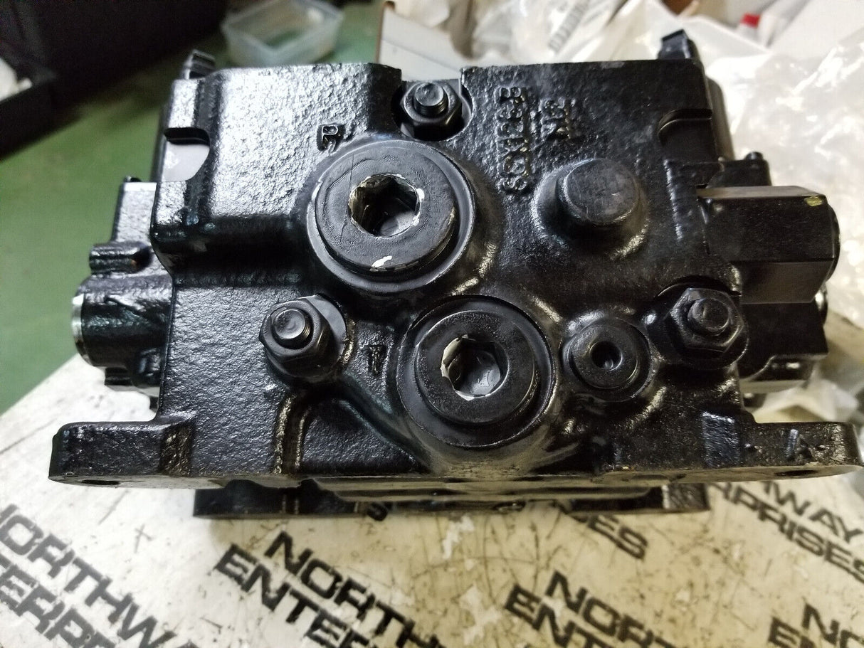 JCB HUSCO VALVE BLOCK ASSEMBLY , SCX120-B3, SX124B, T126117, 4 SPOOL