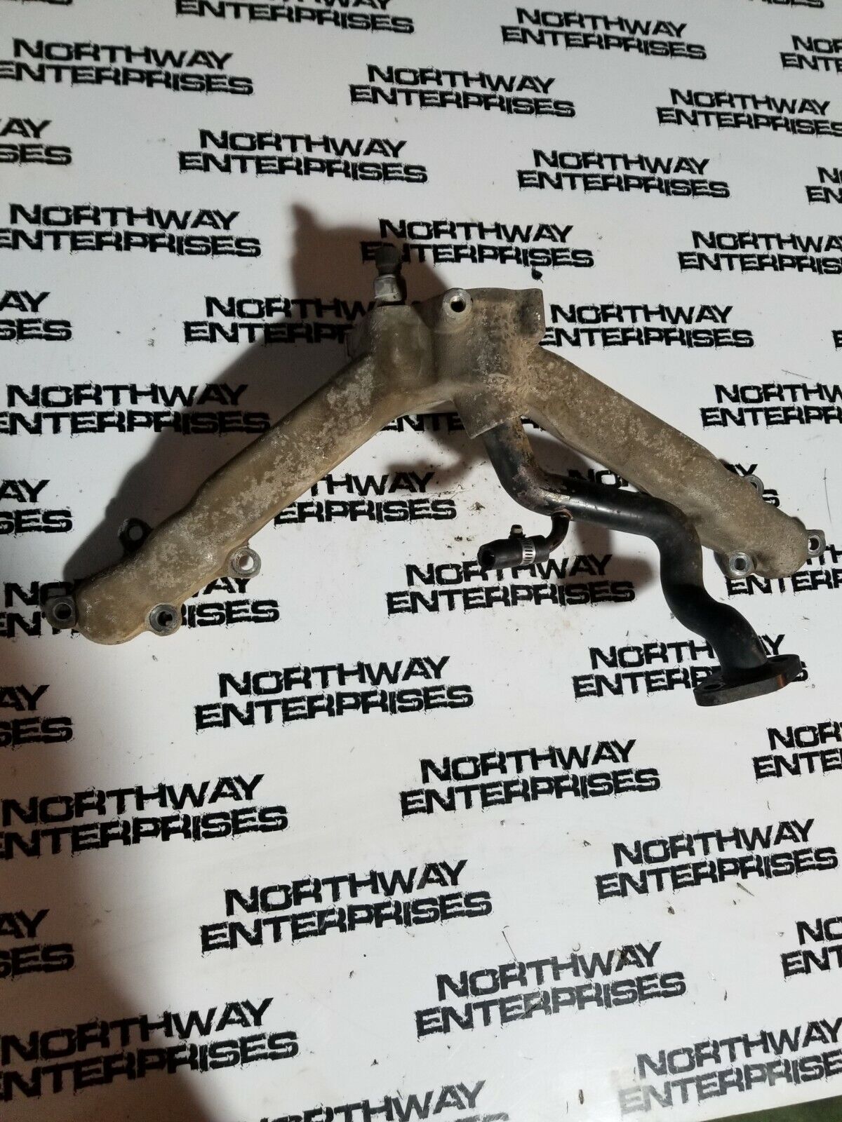 97383583 2001-2007 6.6 DURAMAX TURBO LB7 LLY LBZ Thermostat Housing