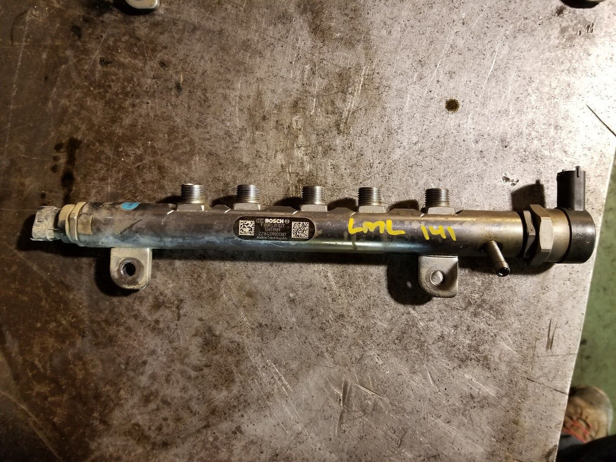 011 2011-2015 Duramax LML High Pressure Fuel Rail 12651989 12611872