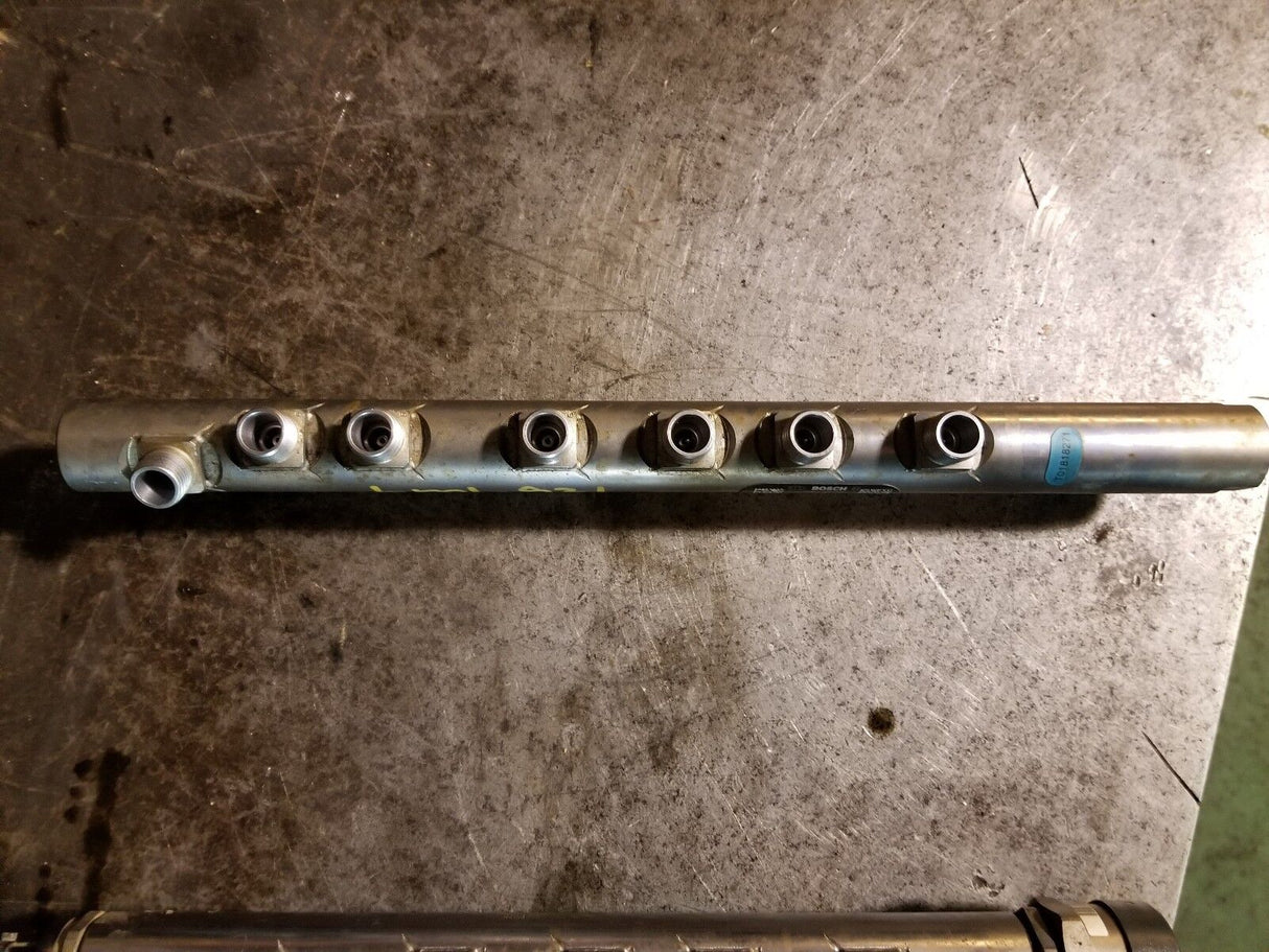 011 2011-2015 Duramax LML High Pressure Fuel Rail 12651989 12611872